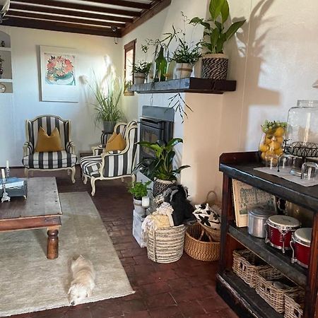 The Table Guest House Greta Exterior photo